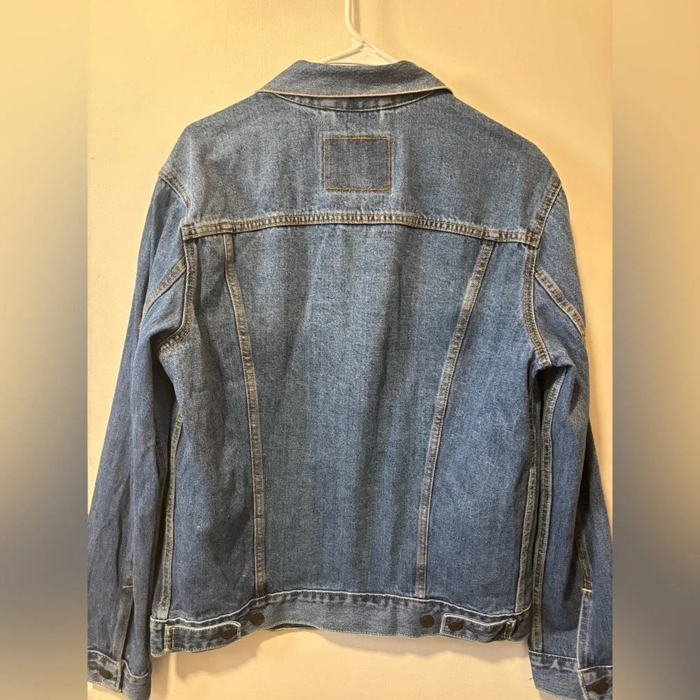 NWT Levi’s Trucker Denim Stonewash Blue Jean Jacket Men’s Size M Medium New